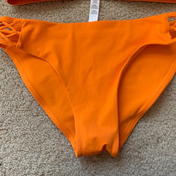 Lululemon Women's Deep Sea Top and Coastline Bottom, Vivid Amber, size 6/6 NWT - Picture 4 of 7
